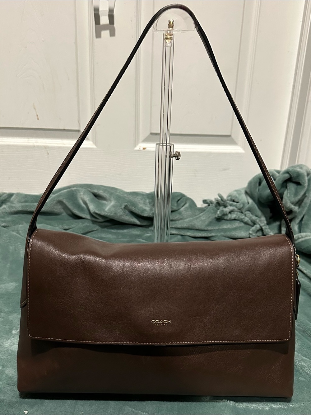 Coach Chelsea 36 in Maple